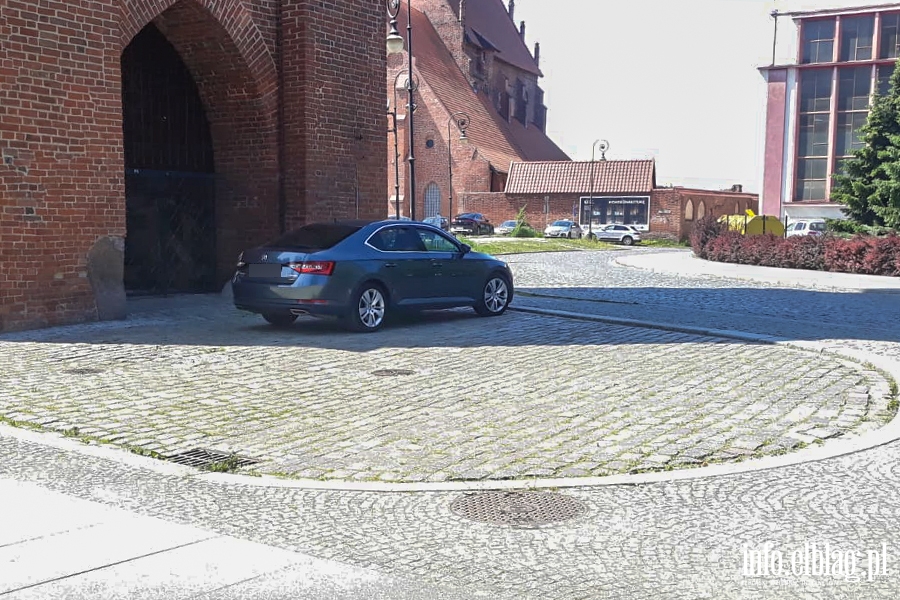 Mistrzowie parkowania w Elblgu (cz 255), fot. 2
