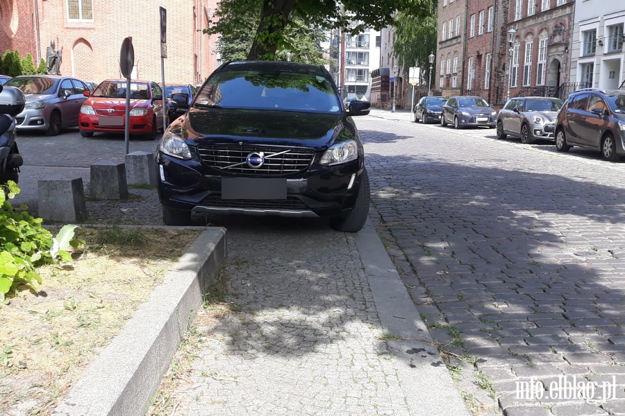 Mistrzowie parkowania w Elblgu (cz 255), fot. 3