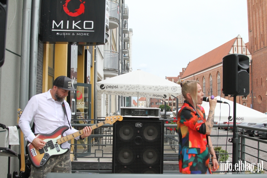 Elbląskie Święto Muzyki 2023. Na finał uliczne występy, parada i koncert Vito Bambino, fot. 11