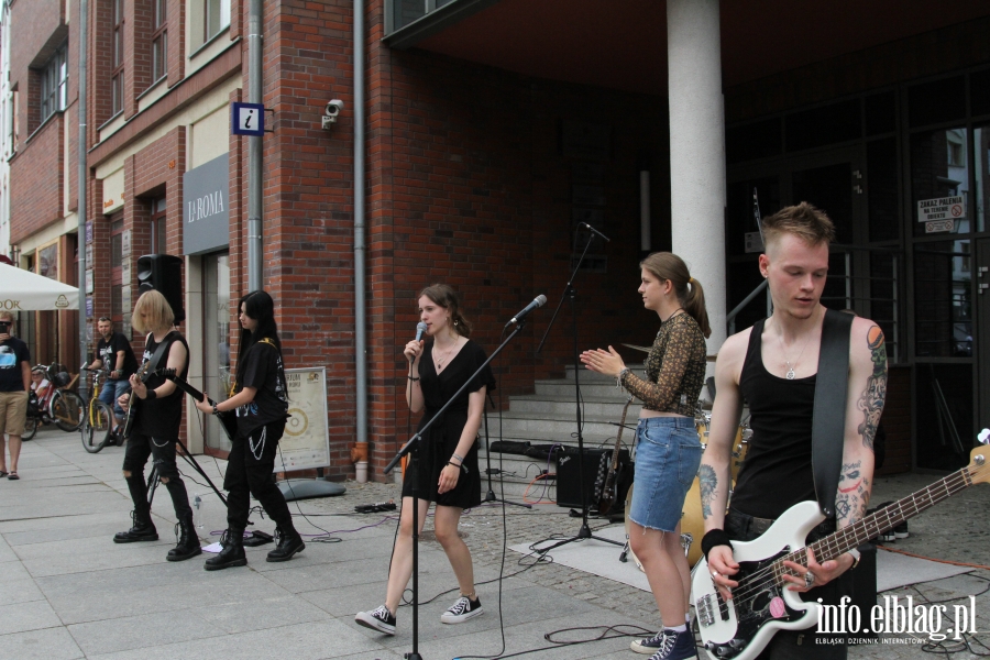 Elbląskie Święto Muzyki 2023. Na finał uliczne występy, parada i koncert Vito Bambino, fot. 38