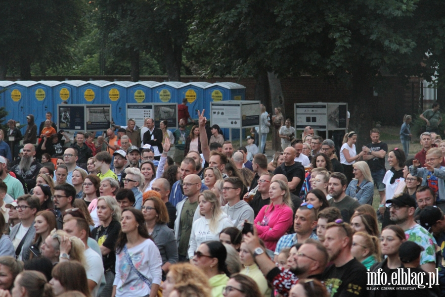 Elbląskie Święto Muzyki 2023. Na finał uliczne występy, parada i koncert Vito Bambino, fot. 82