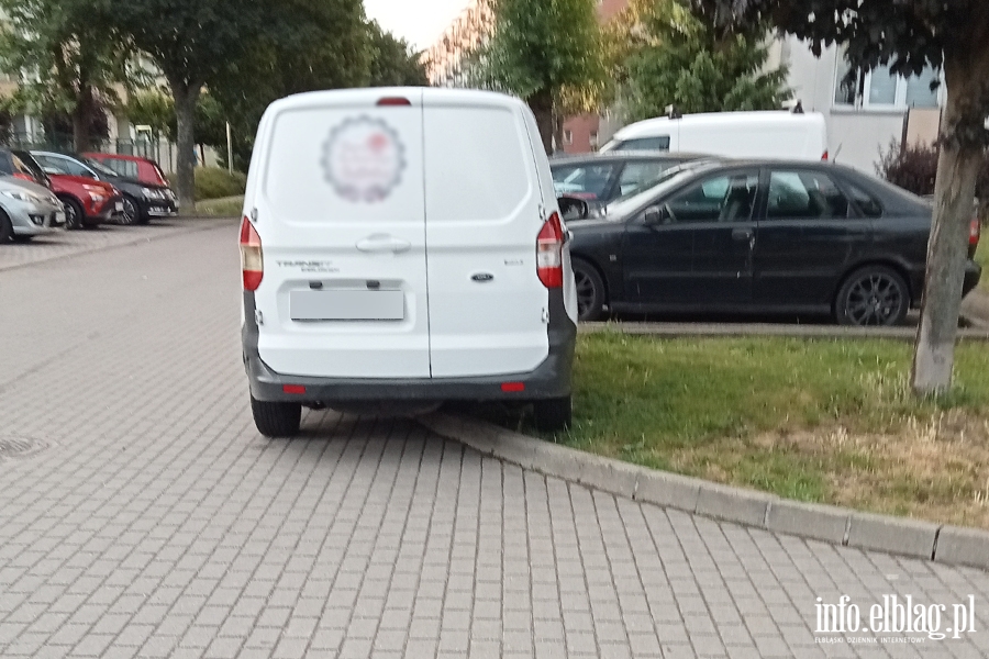 Mistrzowie parkowania w Elblgu (cz 265), fot. 4