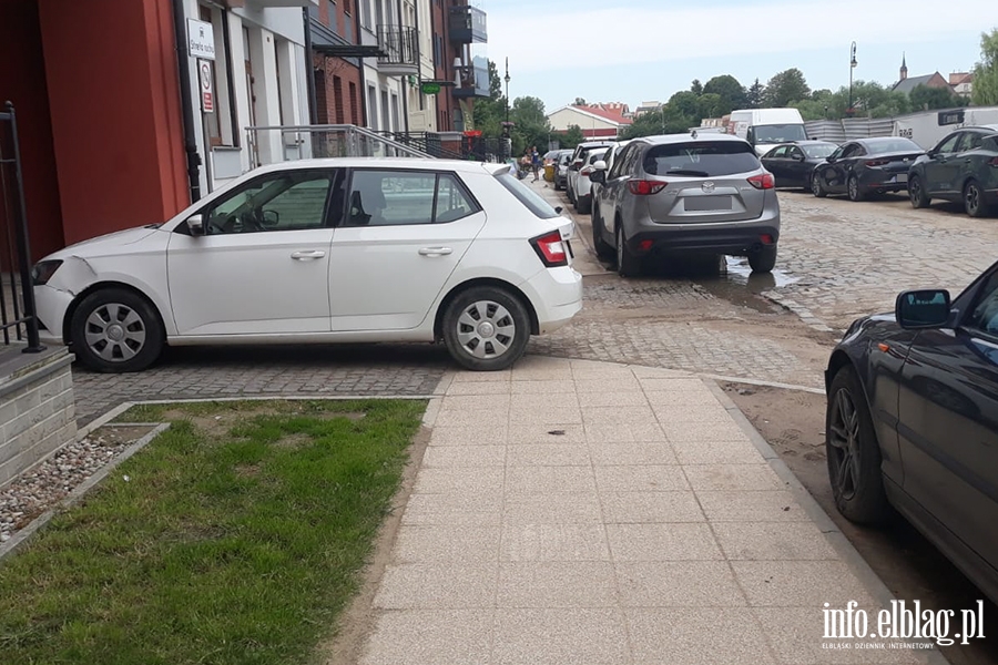 Mistrzowie parkowania w Elblgu (cz 266), fot. 5