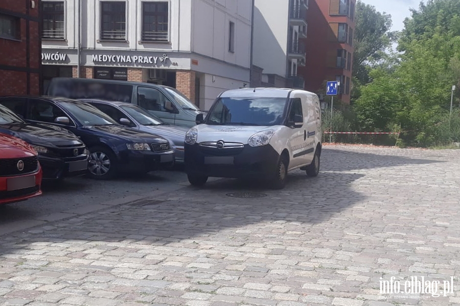 Mistrzowie parkowania w Elblgu (cz 267), fot. 5