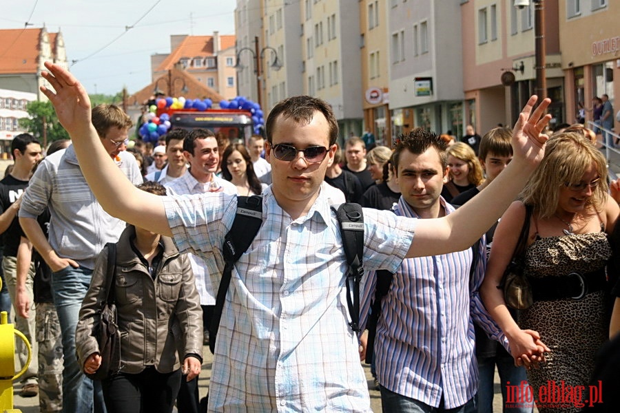 Juwenalia 2010 - Przemarsz studentw PWSZ ulicami miasta, fot. 12