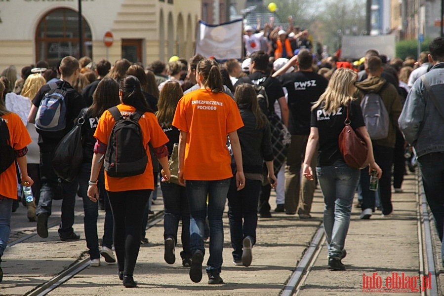 Juwenalia 2010 - Przemarsz studentw PWSZ ulicami miasta, fot. 16