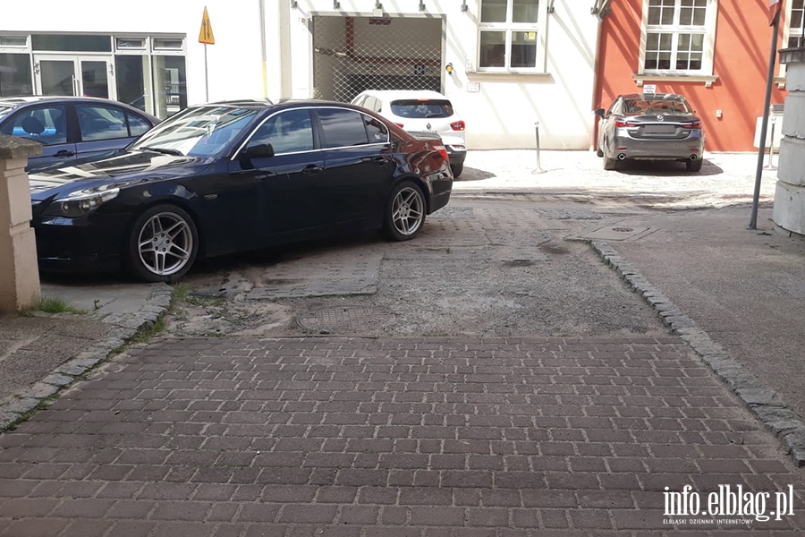 Mistrzowie parkowania w Elblgu (cz 269), fot. 3