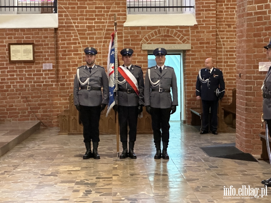 Wyróżniono 88 funkcjonariuszy i pracowników KMP w Elblągu, fot. 9