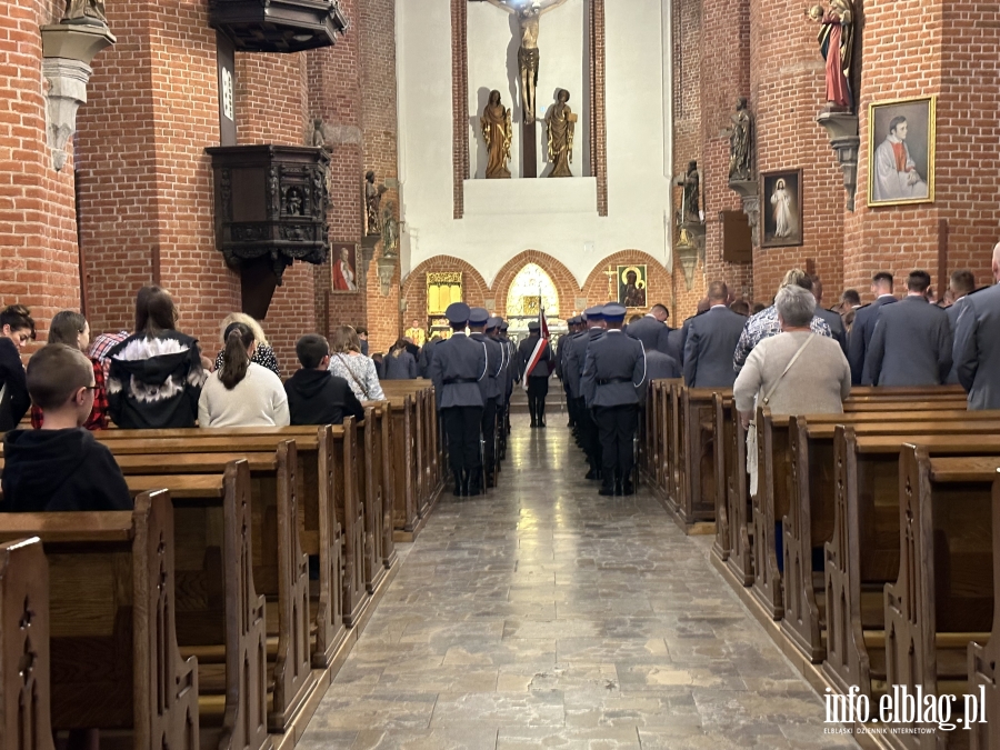 Wyróżniono 88 funkcjonariuszy i pracowników KMP w Elblągu, fot. 13