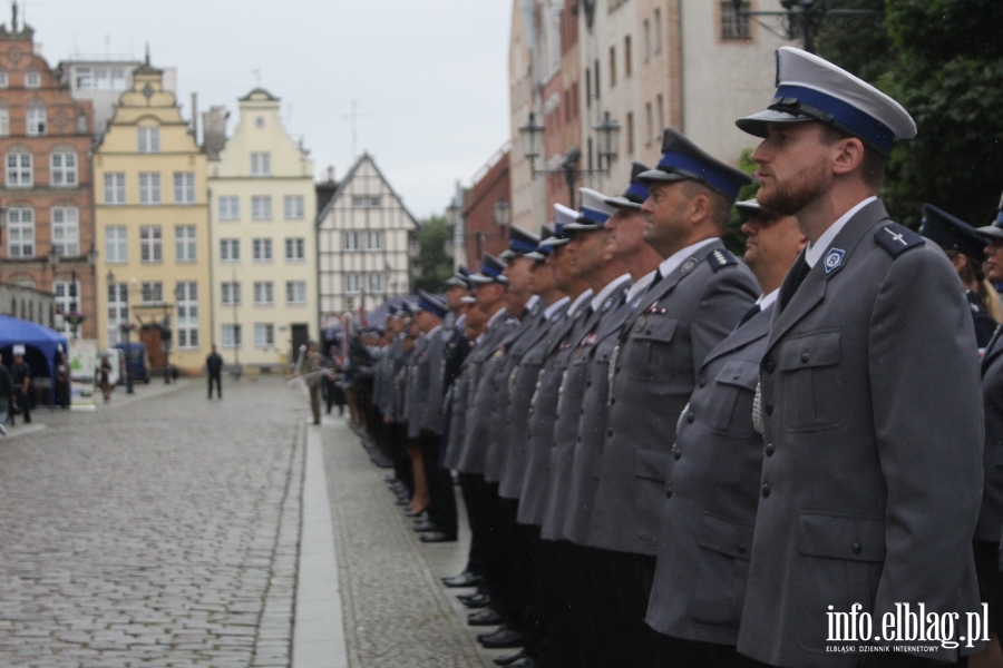 Wyróżniono 88 funkcjonariuszy i pracowników KMP w Elblągu, fot. 45