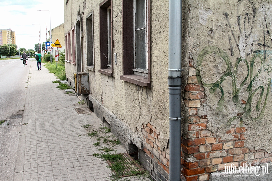 Zaniedbane ulice Elblga. Ulica Malborska, fot. 23