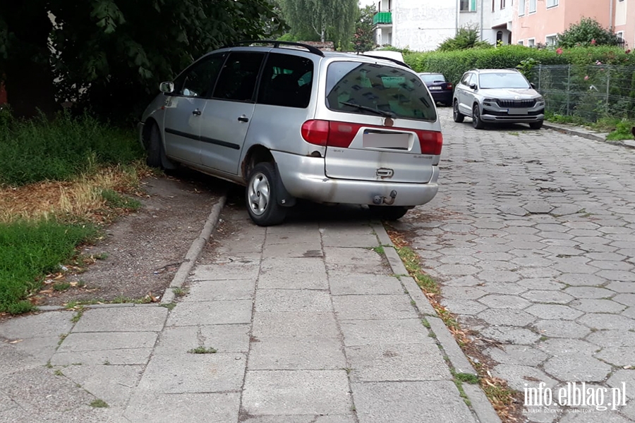 Mistrzowie parkowania w Elblgu (cz 272), fot. 1