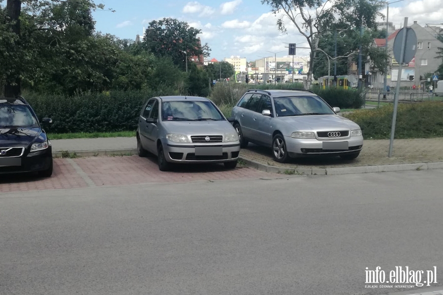 Mistrzowie parkowania w Elblgu (cz 274), fot. 3