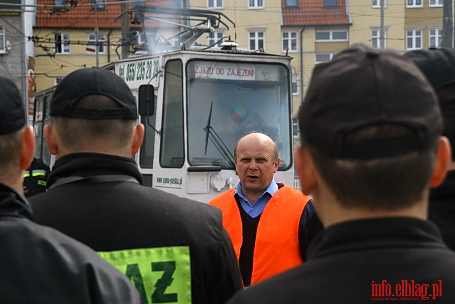 Ćwiczenia pożarnicze w zajezdni Tramwajów Elbląskich, fot. 13
