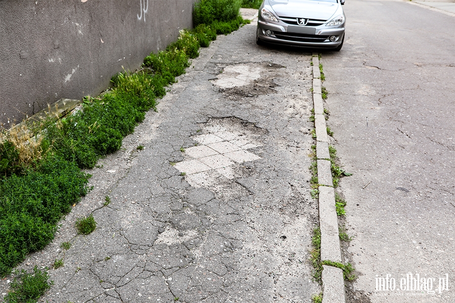 Zaniedbane ulice Elblga: Dolna, Pywacka, Niska, fot. 16