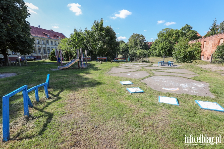 Ze Starwki zniknie jedyny plac zabaw? "Zy stan placu niepokoi mieszkacw", fot. 3