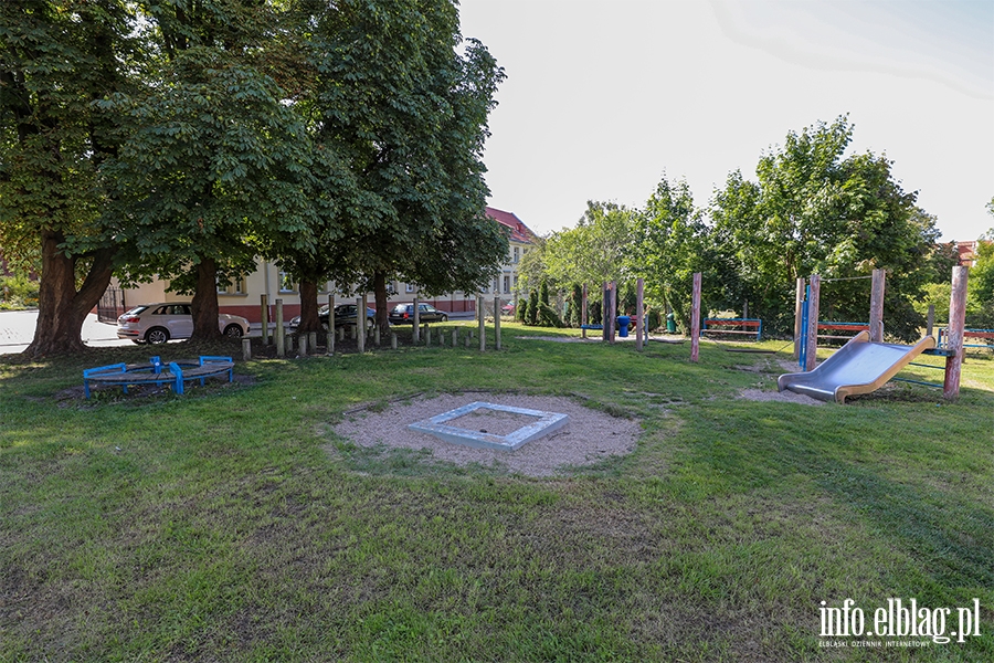 Ze Starówki zniknie jedyny plac zabaw? "Zły stan placu niepokoi mieszkańców", fot. 4
