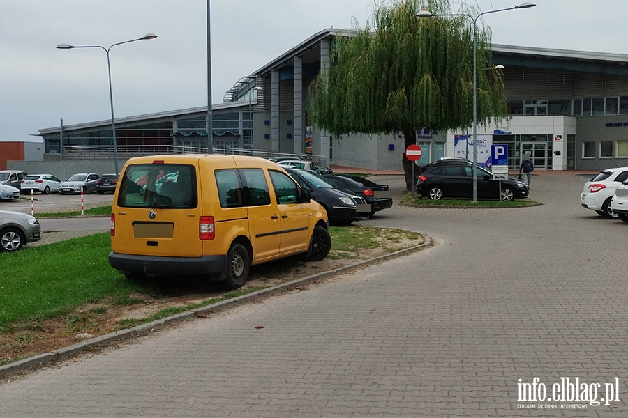 Mistrzowie parkowania w Elblgu (cz 290), fot. 5