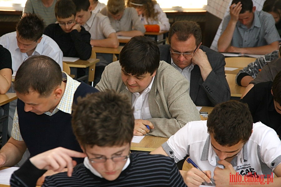 24 godzinny Maraton Matematyczny w IV LO, fot. 5