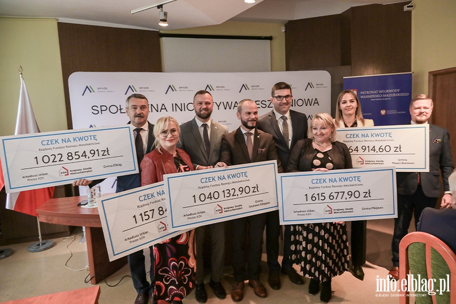 Wręczenie czeków gminom w ramach Społecznej Inicjatywy Mieszkaniowej, fot. 38