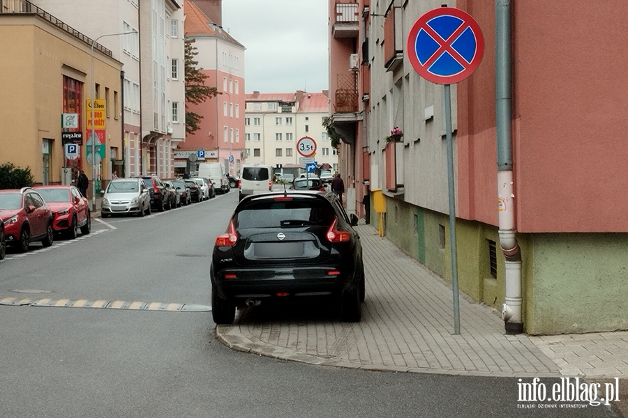 Mistrzowie parkowania w Elblgu (cz 302), fot. 2