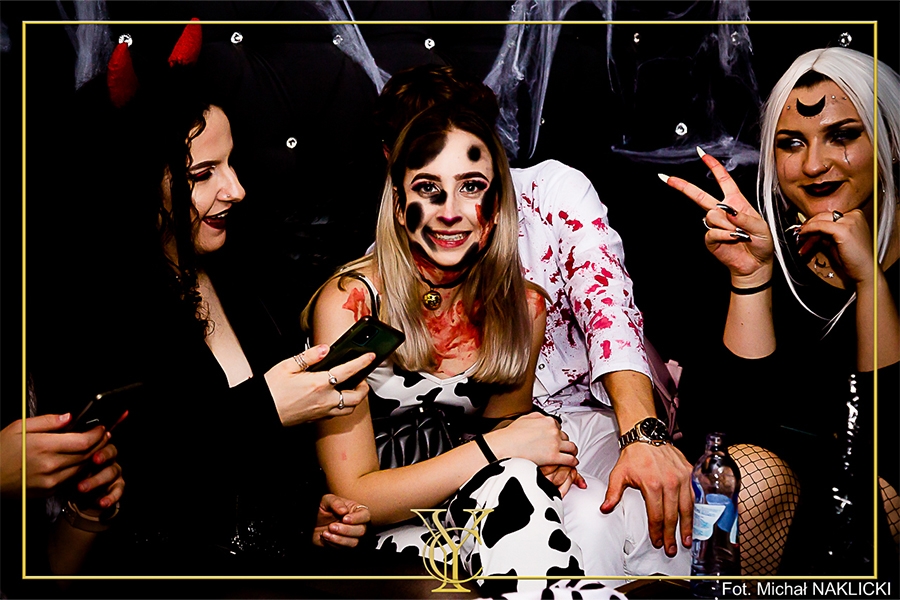 Zobacz, jak podczas Halloween bawili si elblanie w Y Club, fot. 18