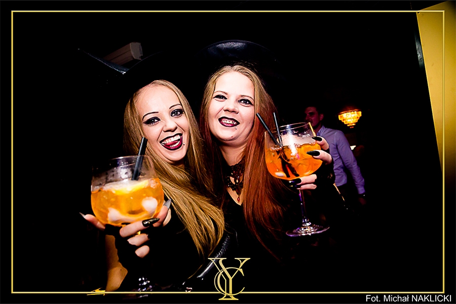 Zobacz, jak podczas Halloween bawili si elblanie w Y Club, fot. 30