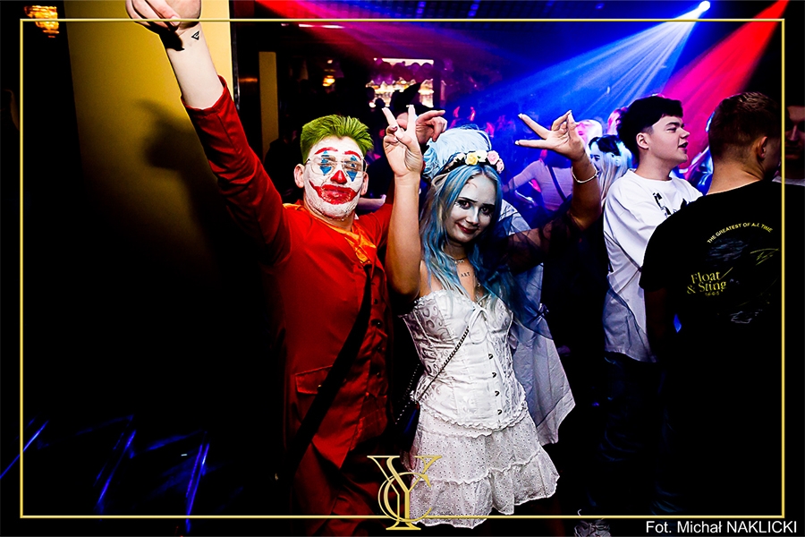 Zobacz, jak podczas Halloween bawili si elblanie w Y Club, fot. 38