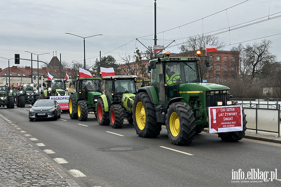 "Chłopski bunt" sparaliżował miasto. Rolnicy protestują na ulicach Elbląga, fot. 20