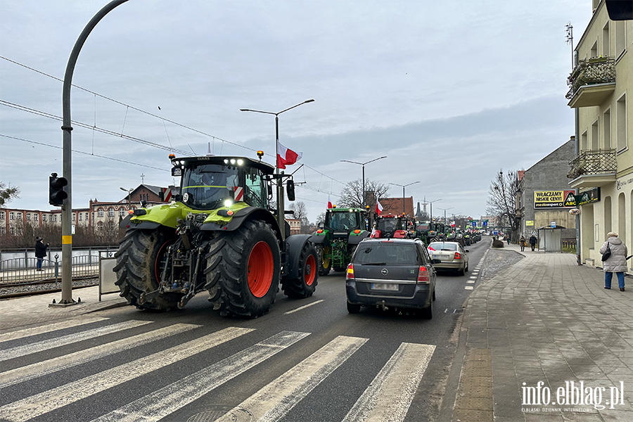 "Chłopski bunt" sparaliżował miasto. Rolnicy protestują na ulicach Elbląga, fot. 21