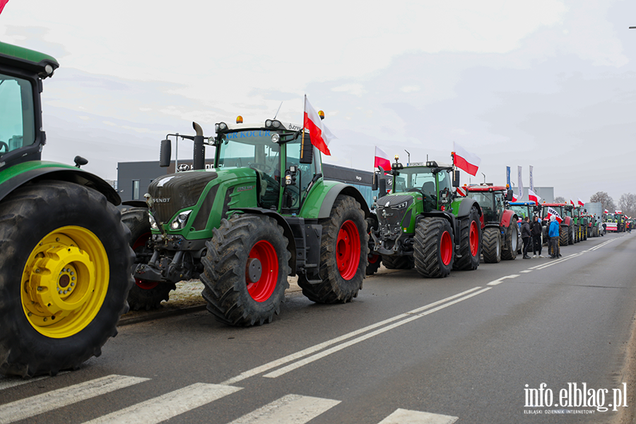 "Chłopski bunt" sparaliżował miasto. Rolnicy protestują na ulicach Elbląga, fot. 36