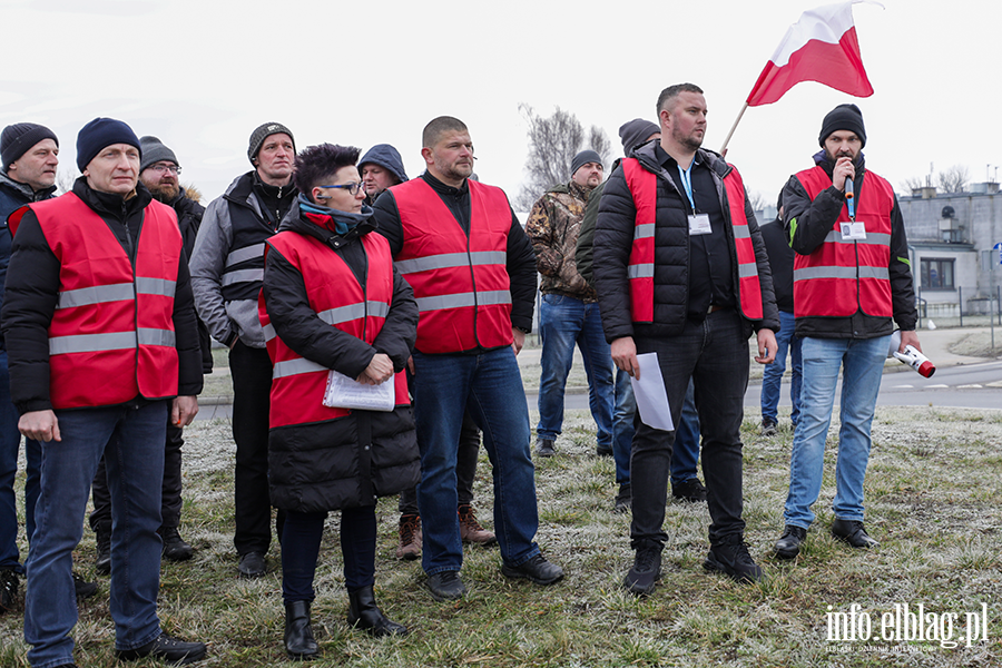 "Chopski bunt"sparaliowa miasto. Rolnicy protestuj na ulicachElblga, fot. 54