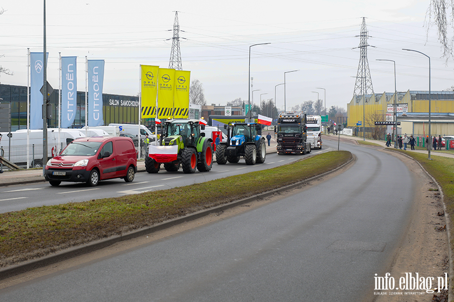 "Chopski bunt"sparaliowa miasto. Rolnicy protestuj na ulicachElblga, fot. 61