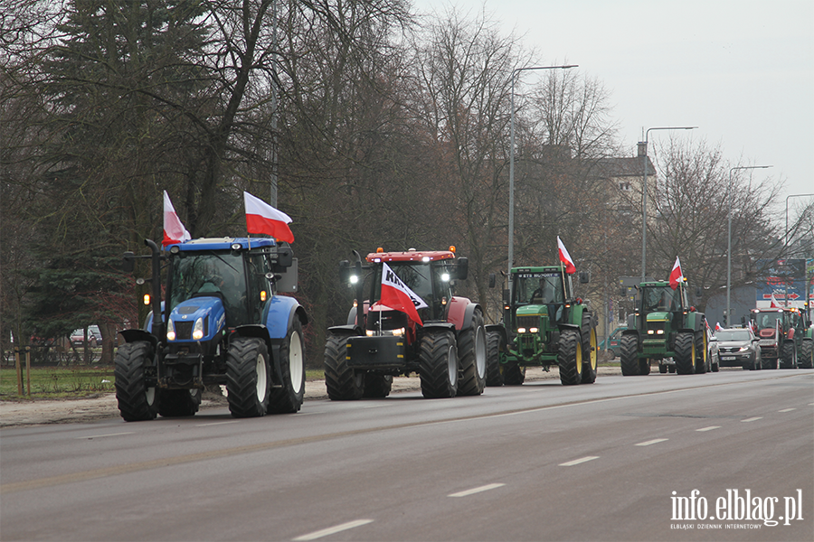 "Chłopski bunt" sparaliżował miasto. Rolnicy protestują na ulicach Elbląga, fot. 84