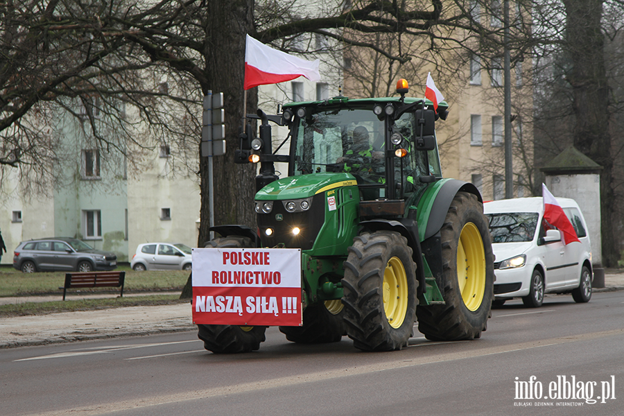 "Chłopski bunt" sparaliżował miasto. Rolnicy protestują na ulicach Elbląga, fot. 86