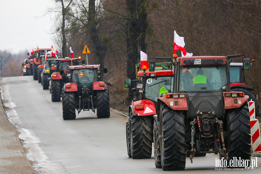 Elblg: Rolnicy protestuj na obwodnicy. Kilkaset maszyn zablokowao drog S7, fot. 12