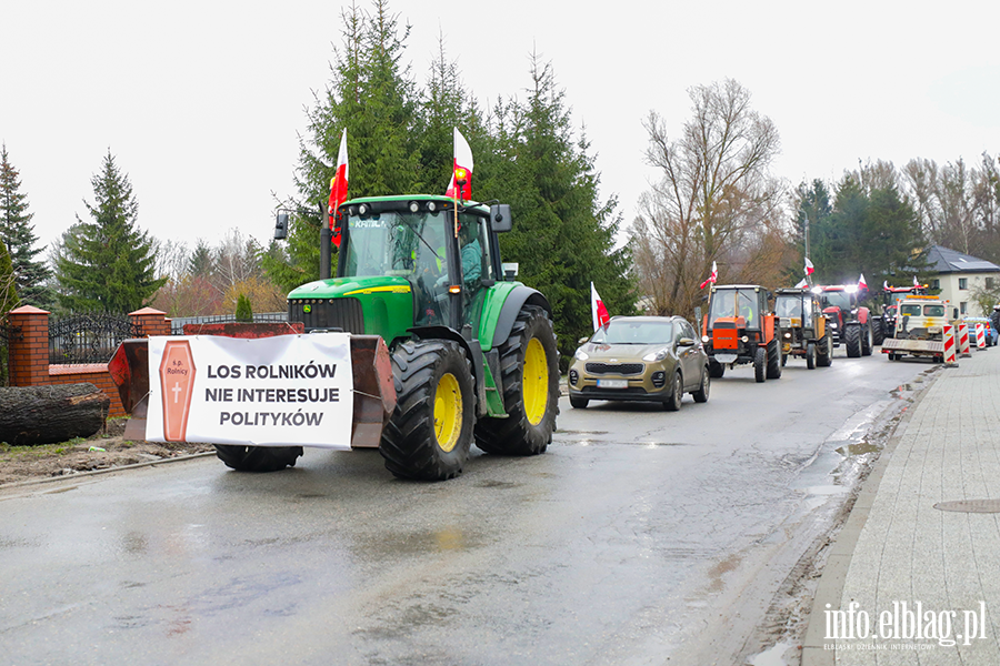 Elblg: Rolnicy protestuj na obwodnicy. Kilkaset maszyn zablokowao drog S7, fot. 51