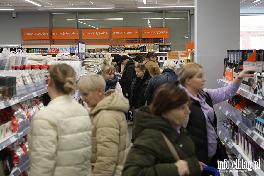 Elblążanie tłumnie przybyli na otwarcie drugiego sklepu Action?, fot. 37