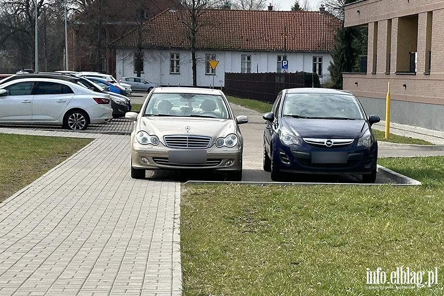 Mistrzowie Parkowania w Elblgu (cz 321), fot. 3