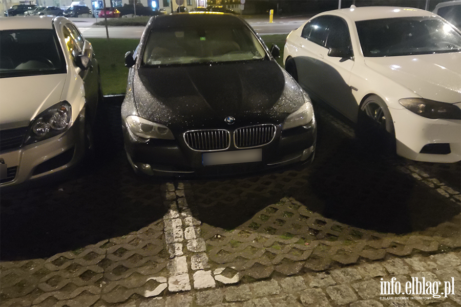 Mistrzowie Parkowania w Elblągu (część 322), fot. 12