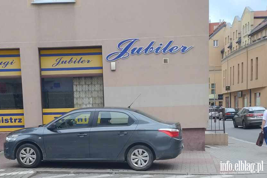 Mistrzowie Parkowania w Elblągu (część 348), fot. 6