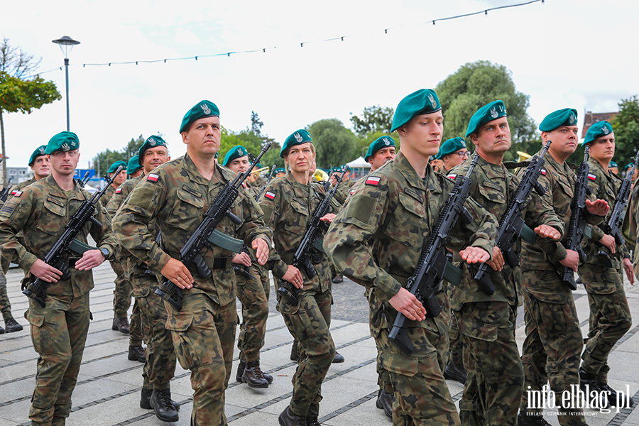 Dziś Odbyła się Przysięga Wojskowa na Bulwarze Zygmunta Augusta , fot. 40