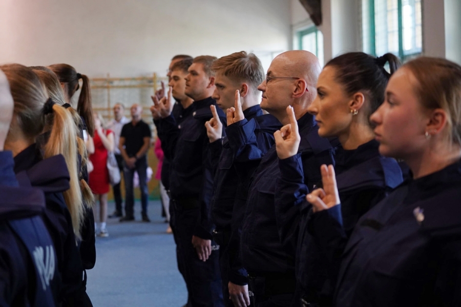 Ślubowanie nowych policjantów w garnizonie Warmińsko-Mazurskim, fot. 13