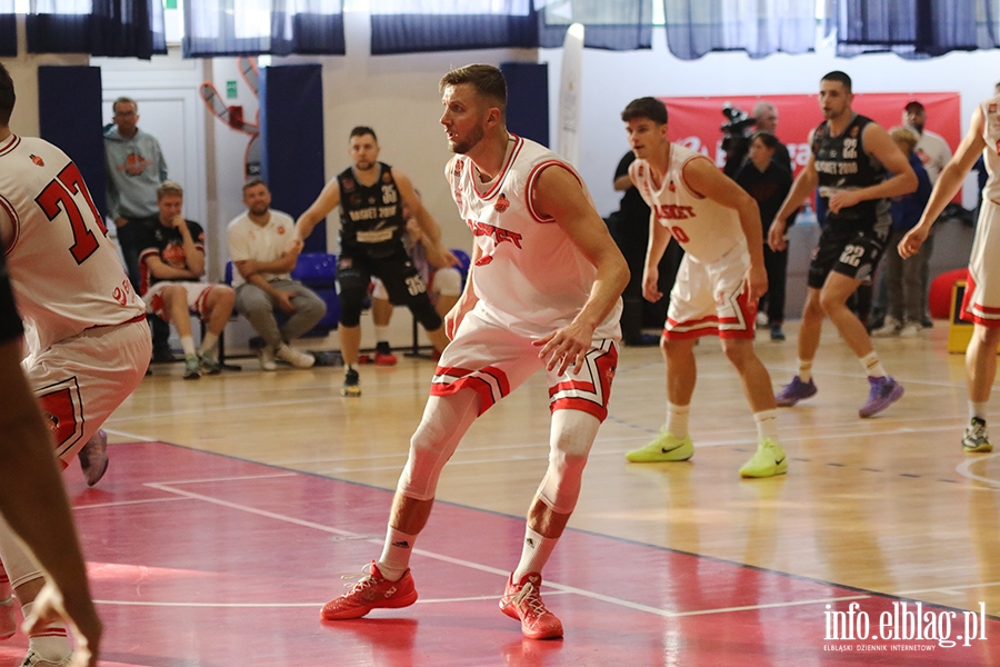 Festiwal trójek i historyczna wygrana Elbasket, fot. 57