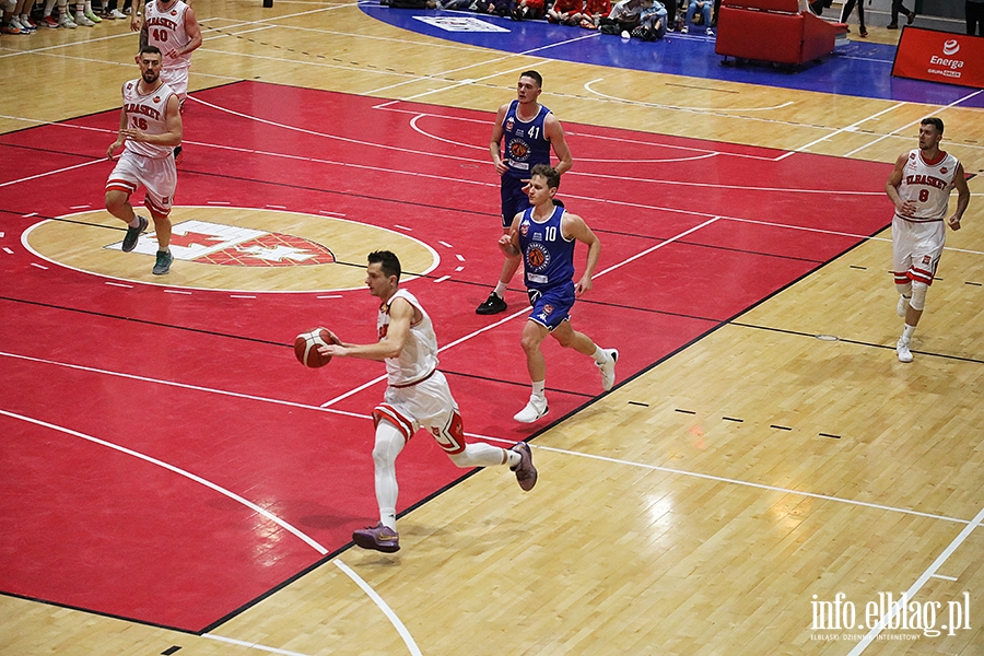Energa Basketball Elbląg kontra Akademia Gortata Gdańsk, fot. 8