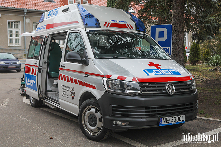 Przekazanie karetki sanitarnej Szpitalowi Miejskiemu św. Jana Pawła II w Elblągu, fot. 30
