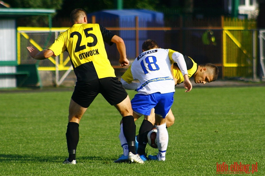 Mecz 2 kolejki II ligi: Olimpia Elbląg - Start Otwock 1:1, fot. 5