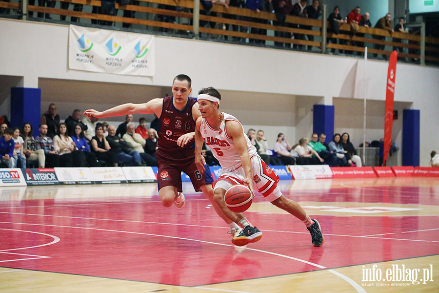 Elbasket walczył, ale play-off jeszcze nie teraz, fot. 24