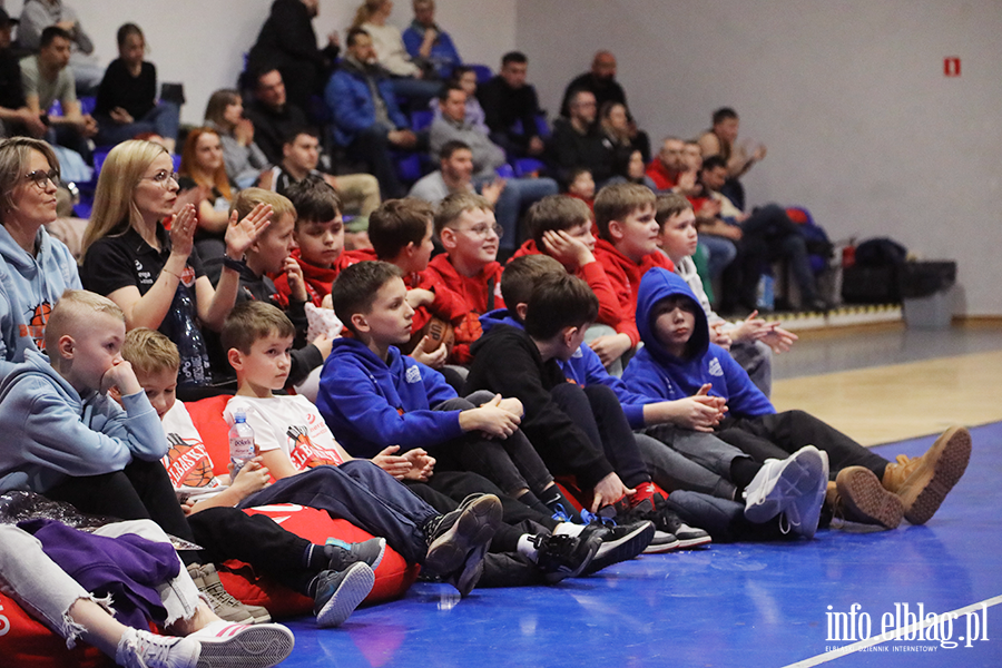 Elbasket walczył, ale play-off jeszcze nie teraz, fot. 25