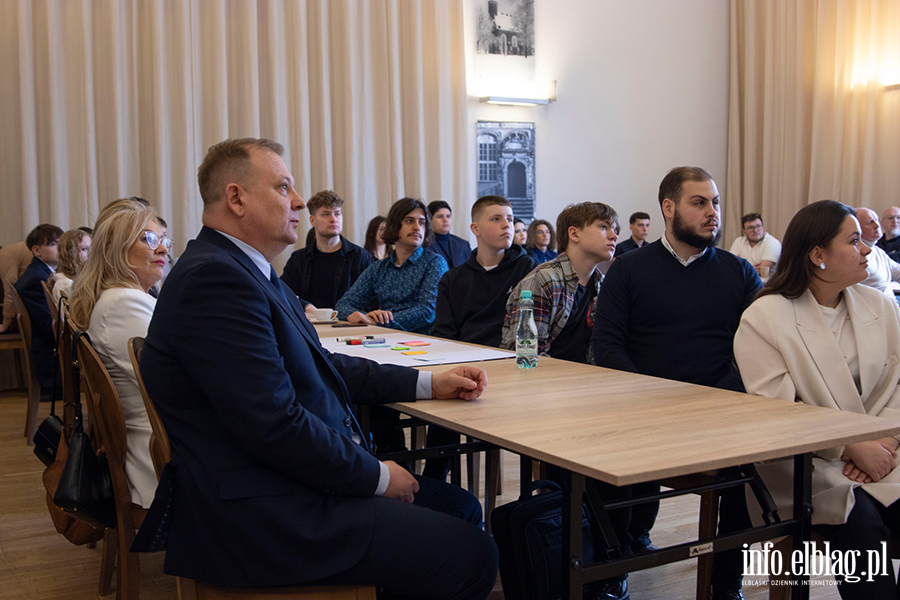 Projekt D-EFECT. Proces tworzenia świadomego społeczeństwa demokratycznego, fot. 6